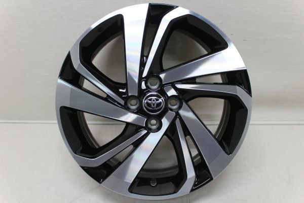 美品 トヨタ ライズ ガソリン車 Zグレード 純正 17インチ 6J +40 PCD 100