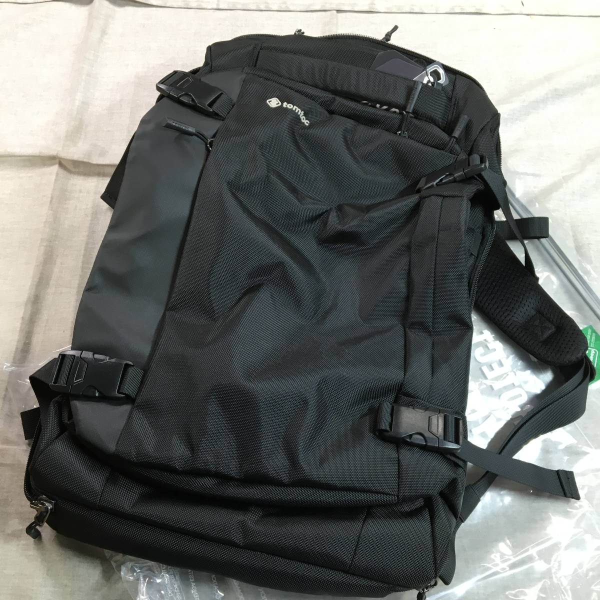 現状品 tomtoc リュック メンズ ビジネスリュック 大容量 40L バック 