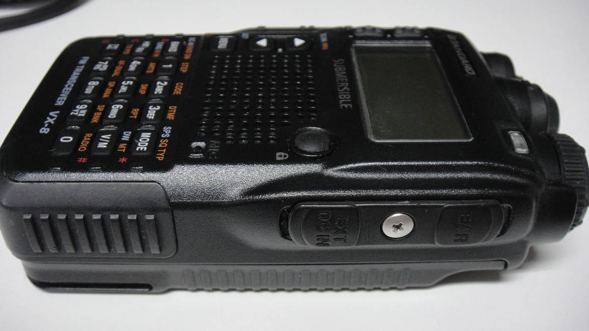 YAESU VX-8D ハンディトランシーバー YAESU VX-8D 50/144/430MHz ハンディ－トランシ－バ－ YAESU VX-8D