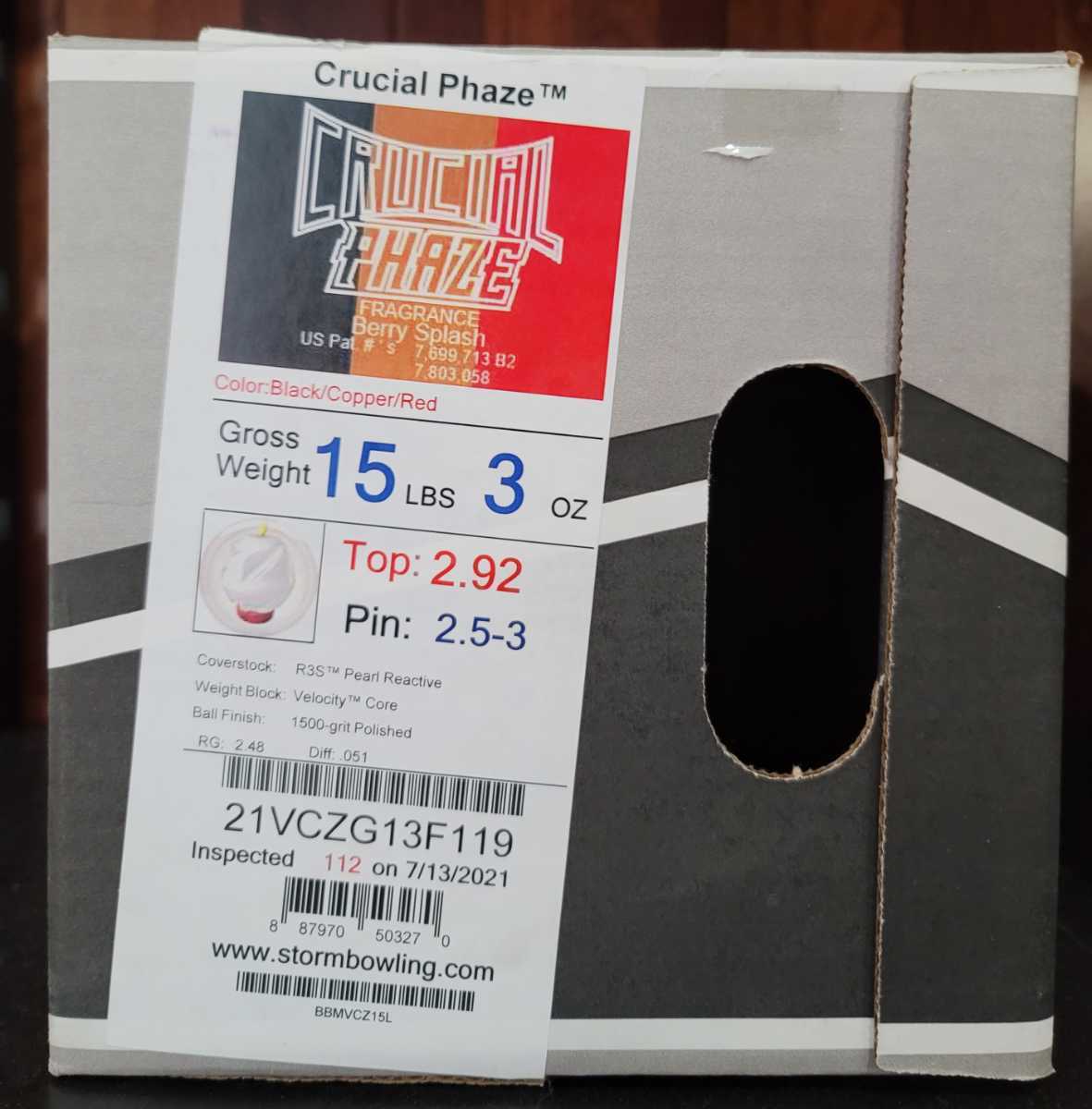 PHAZE CRUCIAL ハイスポーツ社 ：信頼のボウリング用品販売 プラグ済み