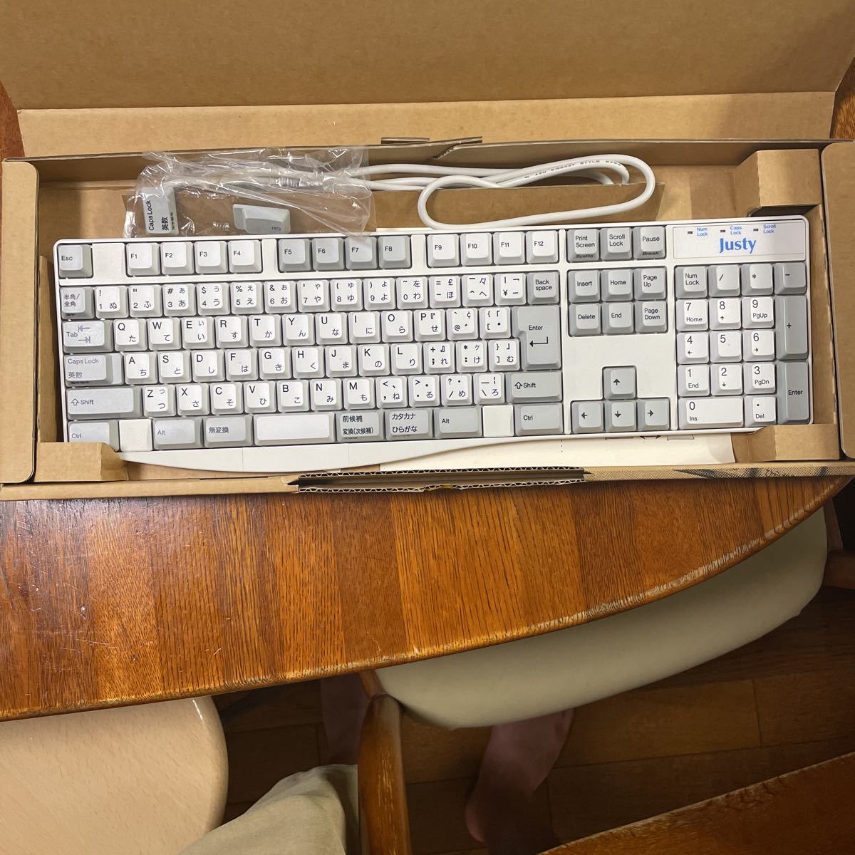 【未商品】Justy JKB-106S 日本語106キー PS/2キーボード ほぼ未使用 Justy 106キーボード JKB-106S(PS/2キーボード)｜売買され