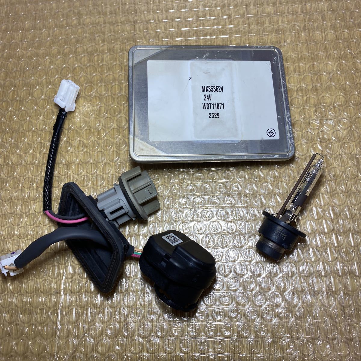 良品 三菱 ふそう 純正 バラスト ハーネス バーナー付き(ヘッドライト 