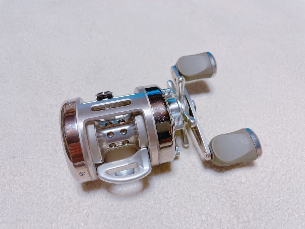 リョービVARIUS M200 ベイトリール チタン製 リョービ バリウス M200 チタンボディー 日本製 RYOBI VARIUS Made in
