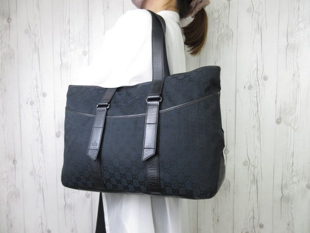【最新作，正規品】 GUCCI グッチ GG柄 トートバッグ バッグ キャンバス&times;レザー 黒 A4収納可 メンズ 52512(その他)｜売買されたオークション情報、yahooの商品情報をアーカイブ公開 - オークファン かばん、バッグ
