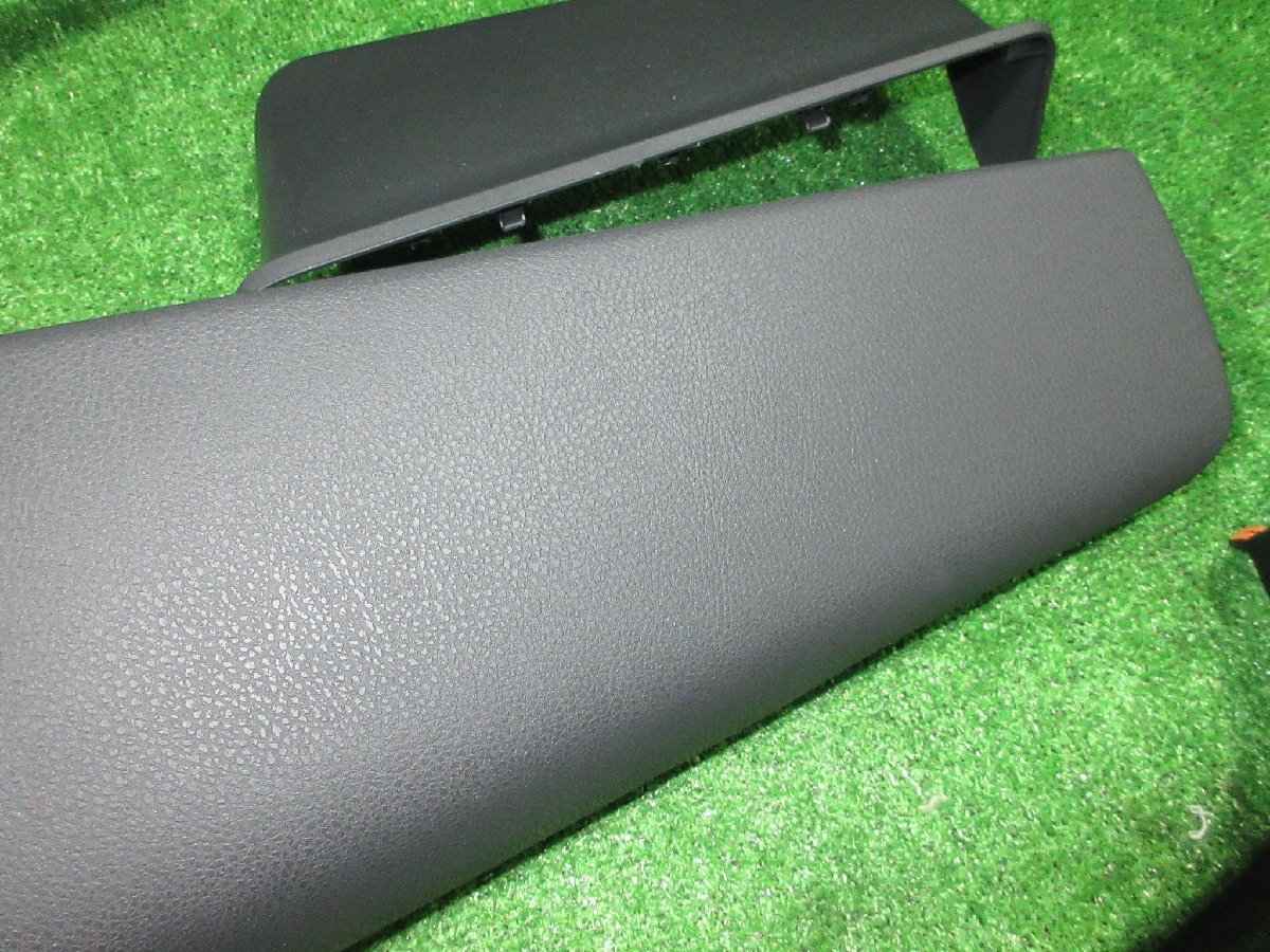トヨタ C-HR ZYX10 パネルセット 55405-10340 55470-10010 ※ 画像参照