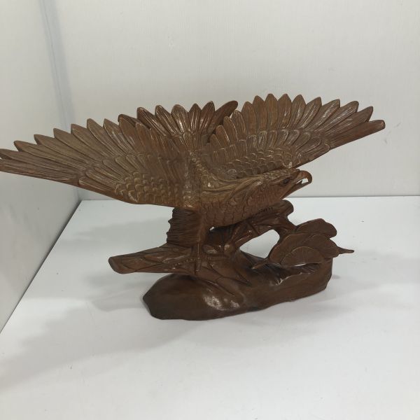 一刀彫 鷲 わし 工芸木工品 木彫り 薫作 インテリア 置物 幅約60 