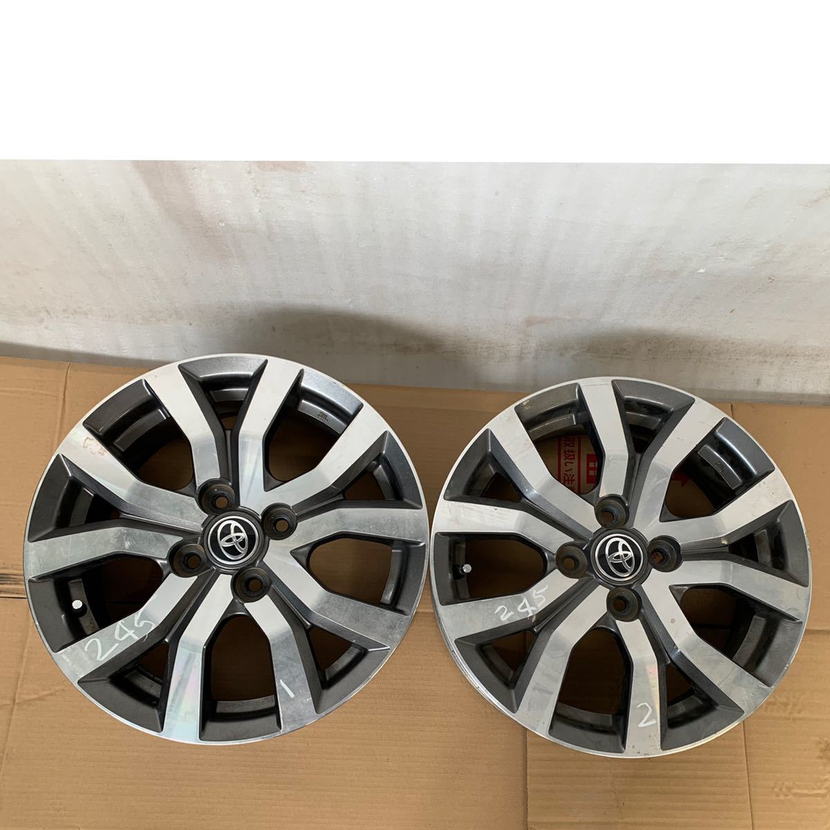 TOYOTA トヨタ 純正15インチアルミホイール 2本セット 5J +40 4穴 PCD100 出品(純正品)｜売買されたオークション情報、yahooの商品情報をアーカイブ公開 - オークファン 6穴