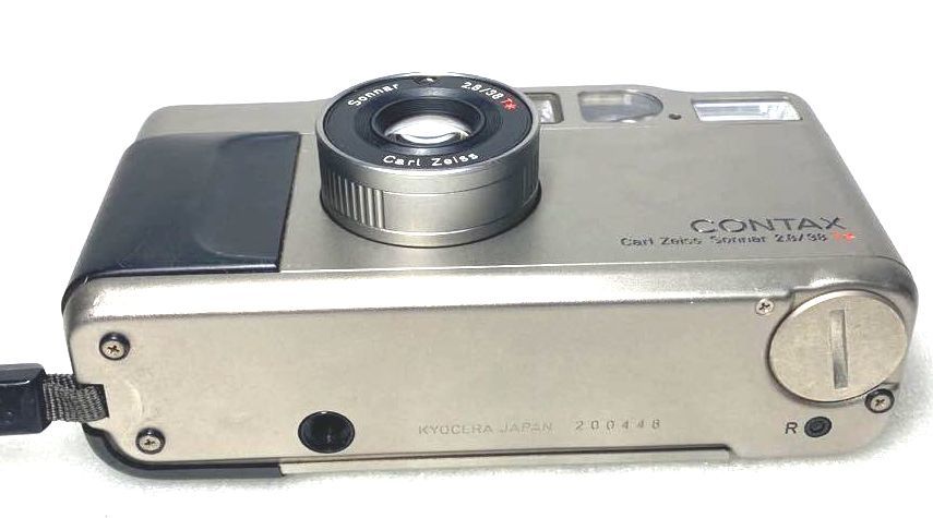 ☆完動・美品☆CONTAX T2 フィルムカメラ ストラップ付属 最近まで実写 