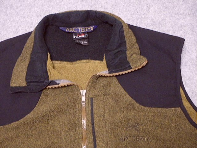 【HOT，限定セール】 アークテリクス　Arc'teryx　フリース　ベスト　ヴィンテージ　カナダ製　Ｌサイズ　ポーラテック　茶系