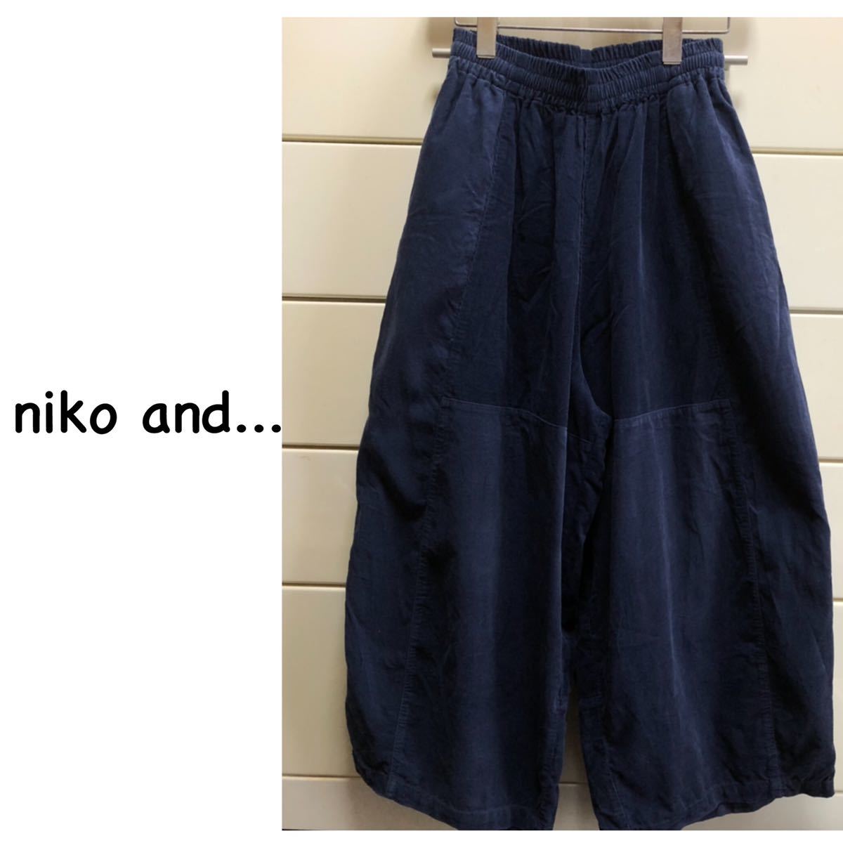 【送料込み】　ニコアンド　細　コーデュロイ　ゆったり　コクーン　パンツ　③ M ネイビー　ワイドパンツ nikoand... niko and SALE／40%OFFプリントコーデュロイパンツ 「SサイズWEB限定」ストレッチ and（ニコアンド）の「プリントコーデュロイパンツ SALE／20%OFFSサイズWEB限定ストレッチ