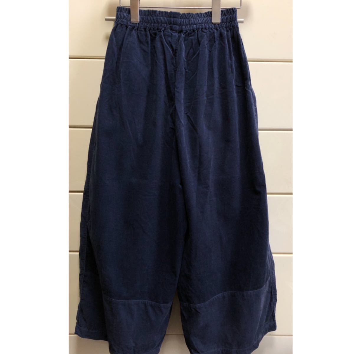 【送料込み】　ニコアンド　細　コーデュロイ　ゆったり　コクーン　パンツ　③ M ネイビー　ワイドパンツ nikoand... niko and SALE／40%OFFプリントコーデュロイパンツ 「SサイズWEB限定」ストレッチ and（ニコアンド）の「プリントコーデュロイパンツ SALE／20%OFFSサイズWEB限定ストレッチ