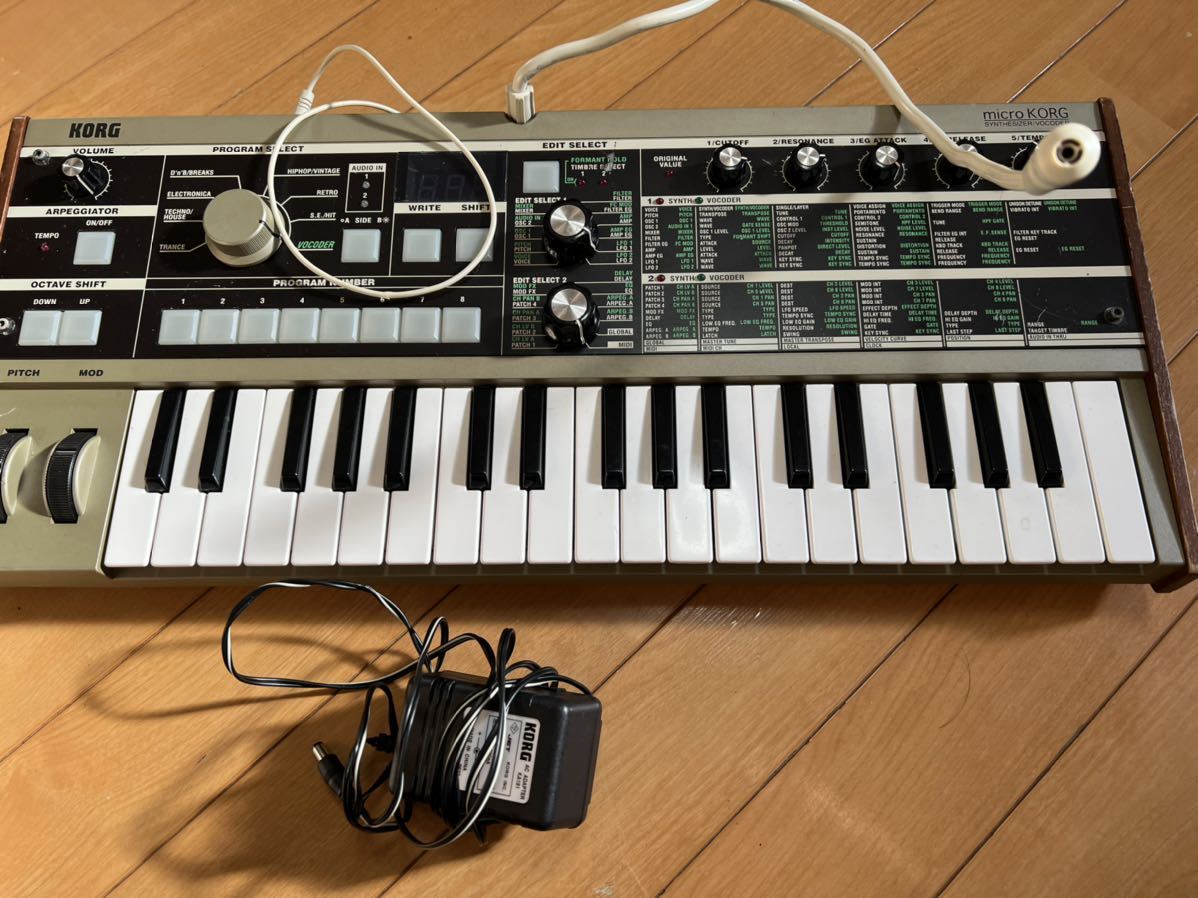 microKORG シンセサイザー ボコーダーアナログシンセサイザー 現状品