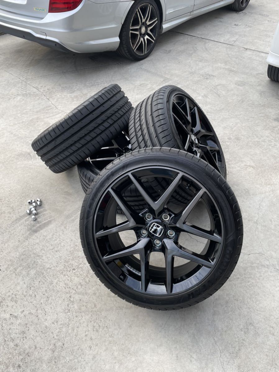 新車外し！ホンダ シビック FL1 EX 純正 235/40R18 グッドイヤー 
