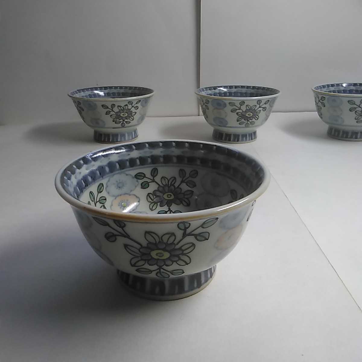 有田焼、六代佐藤走破、『染錦草花文小鉢』、四客、銘有、箱無 【公式