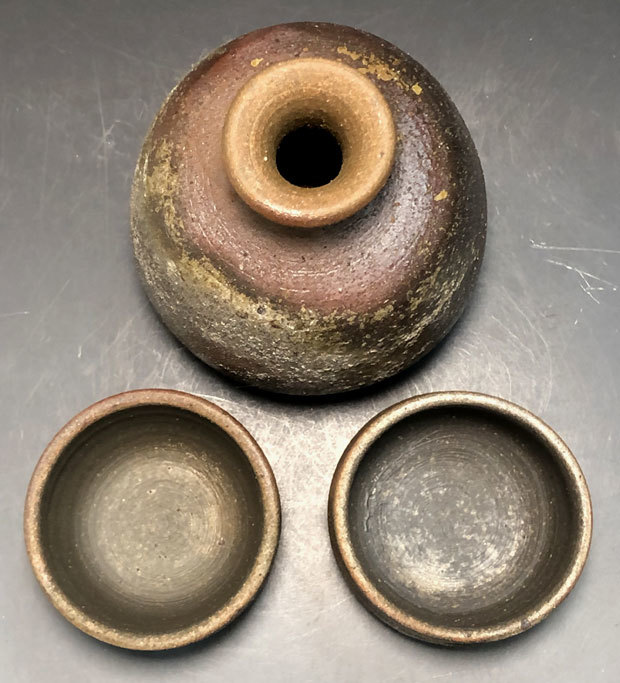 ☆夢浪漫☆備前焼 酒器No40 徳利と盃二客 備前一造