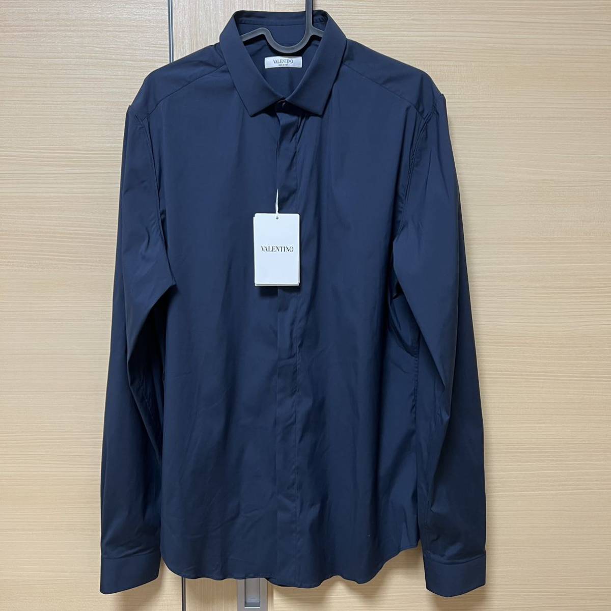 [未使用] ヴァレンティノ　VALENTINO シャツ イタリア製長袖シャツ