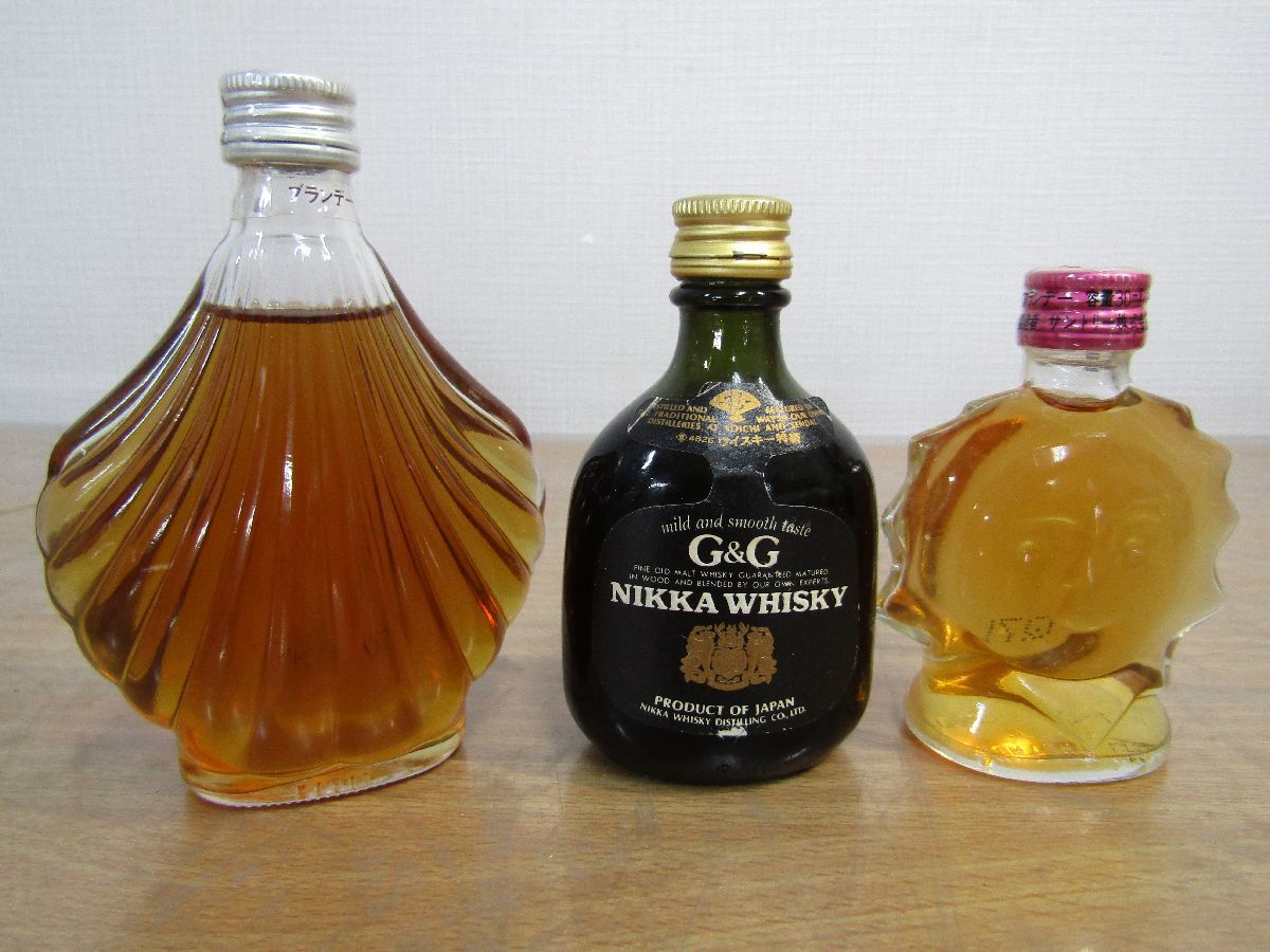 山崎12年 サントリー ミニボトル シングルモルト 響17年 50ml 公式通販 ミニチュアボトル ウイスキー 12年 山崎 0 古酒 オールドボトル SUNTORY ７００ｍｌ