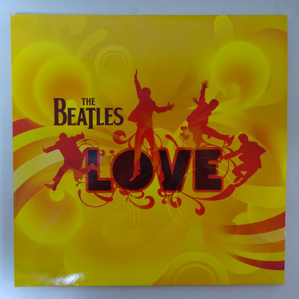BEATLES AND LP」復活。無着色の重量盤で THE SHERIDAN TONY ⁄ □THE
