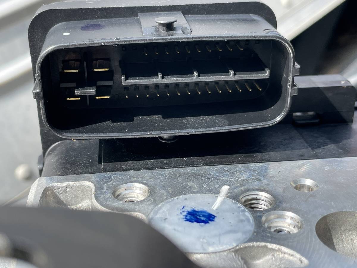 エスティマ ハイブリッド AHR20W 純正 ABSブレーキアクチュエーター