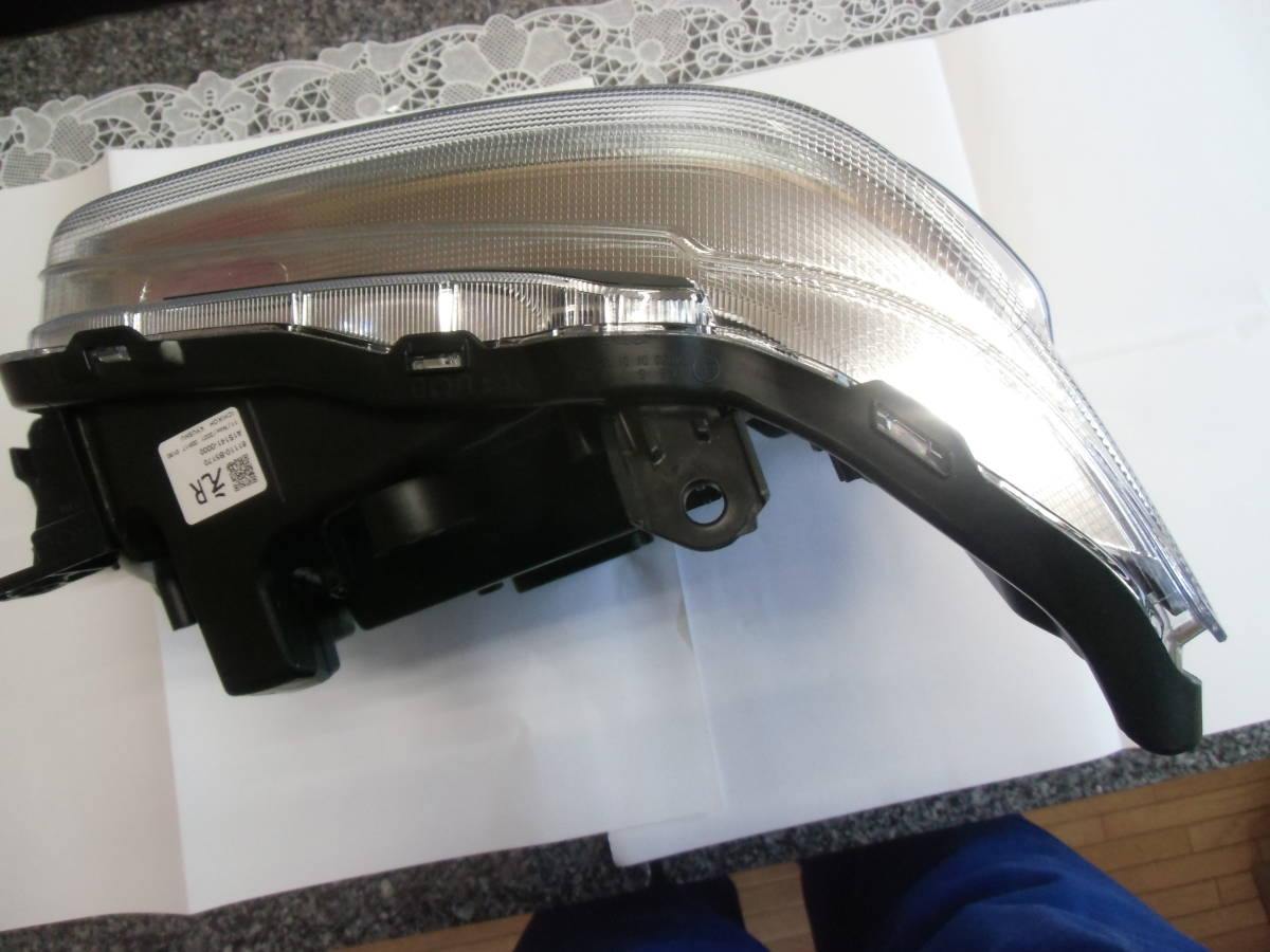 ダイハツ ハイゼットS321V後期右LEDヘッドランプ 【公式通販】