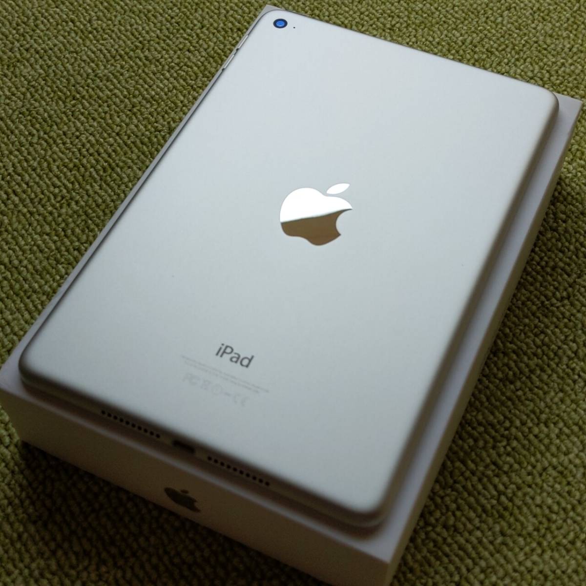 中古 iPad mini4 Wi-Fi 16GB シルバー おまけ付き ipad mini 4 wi－fi 
