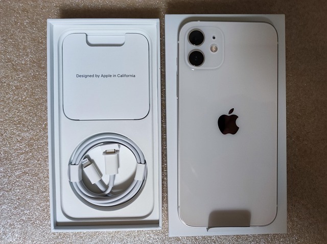 □新品未使用□ iPhone12 64GB ホワイト本体 SIMフリー/SIMロック解除