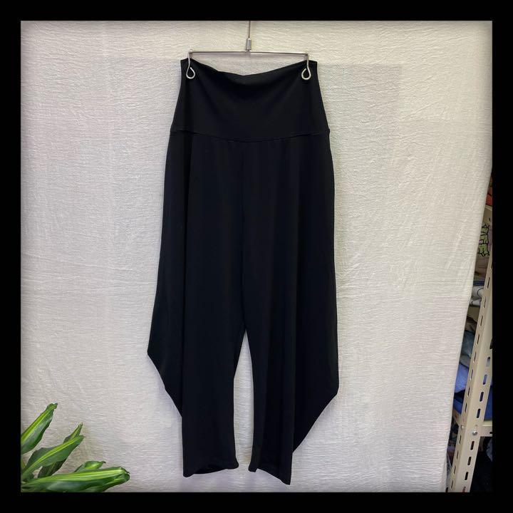 豊富な，格安 ISSEY MIYAKE 変形ストレッチパンツ 2 ブラック 個性派(ボトムス)｜売買されたオークション情報、yahooの商品情報をアーカイブ公開 - オークファン 女性用
