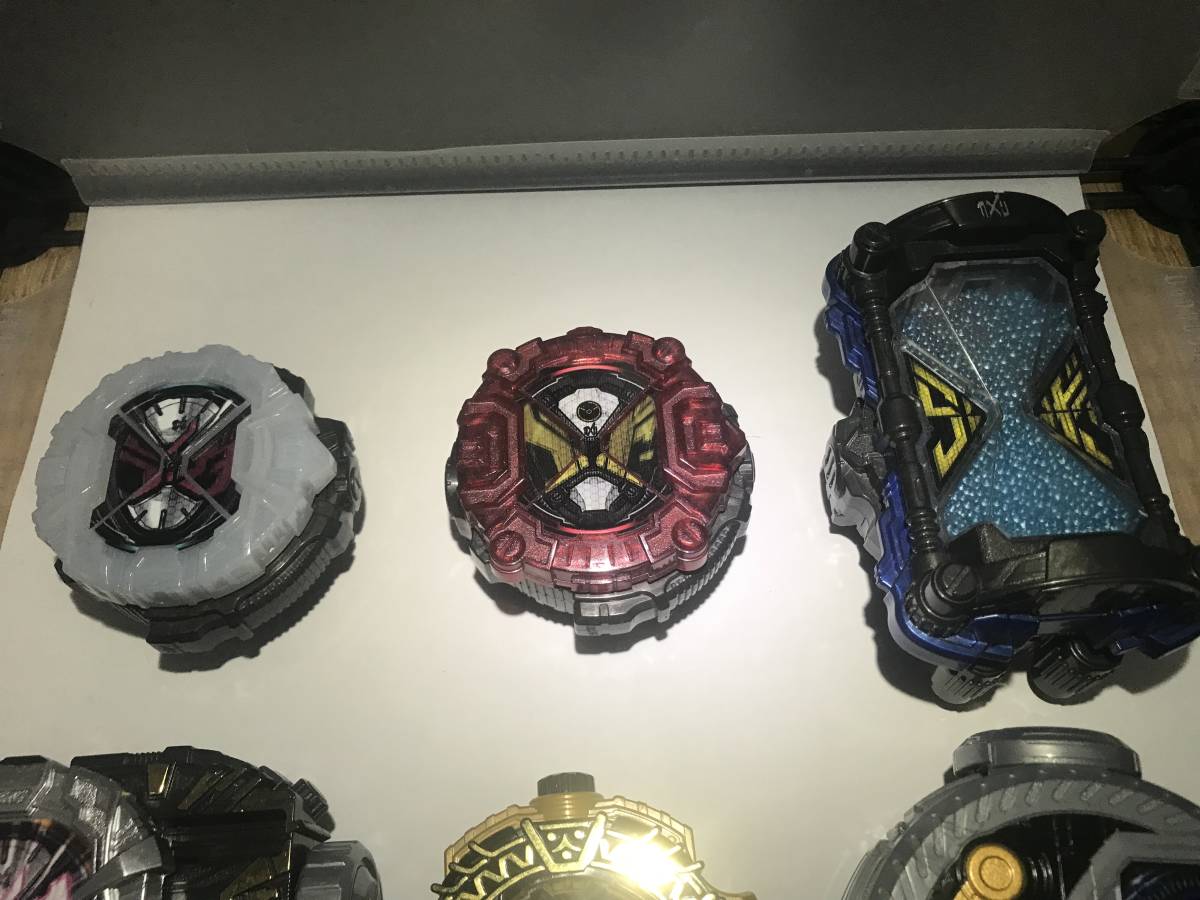 DXジオウトリニティライドウォッチ 仮面ライダージオウ | SUPER BEST オーマジオウ グランドジオウ : DXグランドジオウライドウォッチ DXジオウ DXジオウライドウォッチII DX ライドウォッチ｜仮面ライダージオウ｜テレビ朝日 改造品DX 商品情報 YOの玩具箱