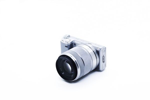 KN0027/美品/ソニー/NEX-5N/ダブルレンズキット(シルバー)/デジタル