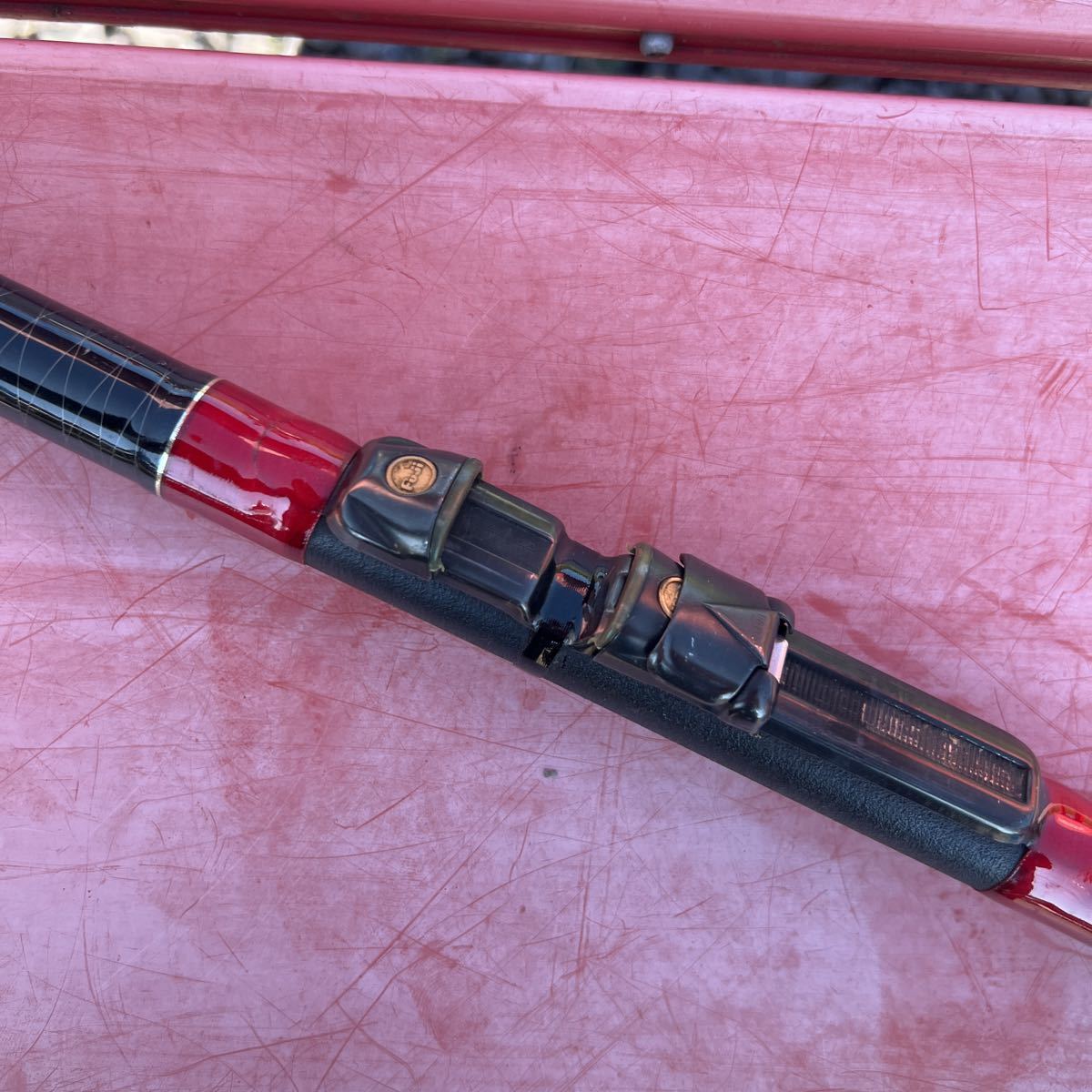 t9-207 Daiwa ダイワ Amorphous WHISKER THE 磯 3号53 カゴ 釣竿