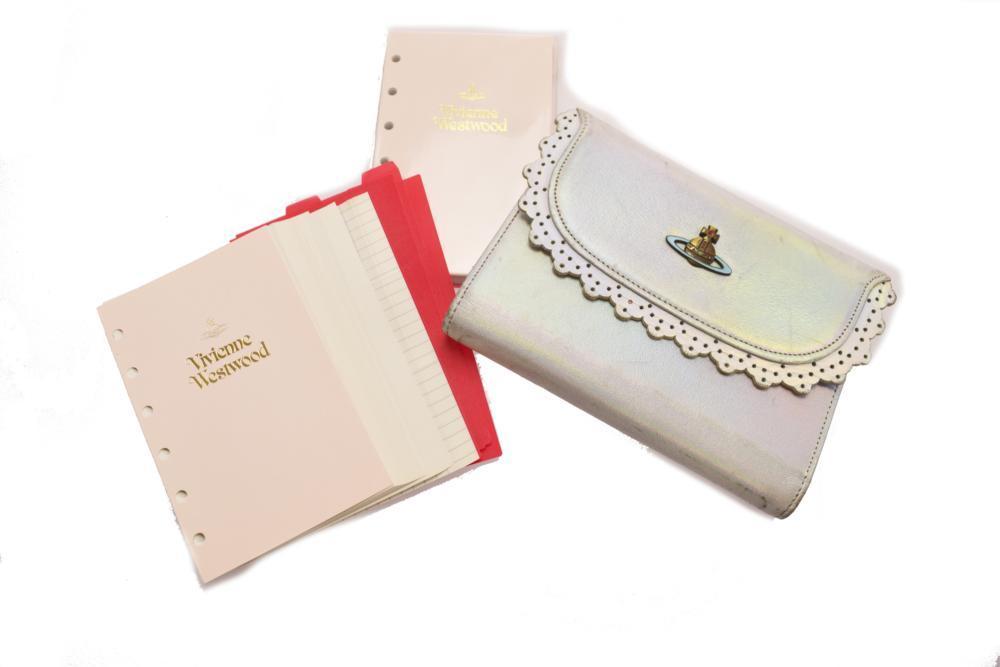 中古品】 ヴィヴィアンウエストウッド 手帳 6穴 バインダー式