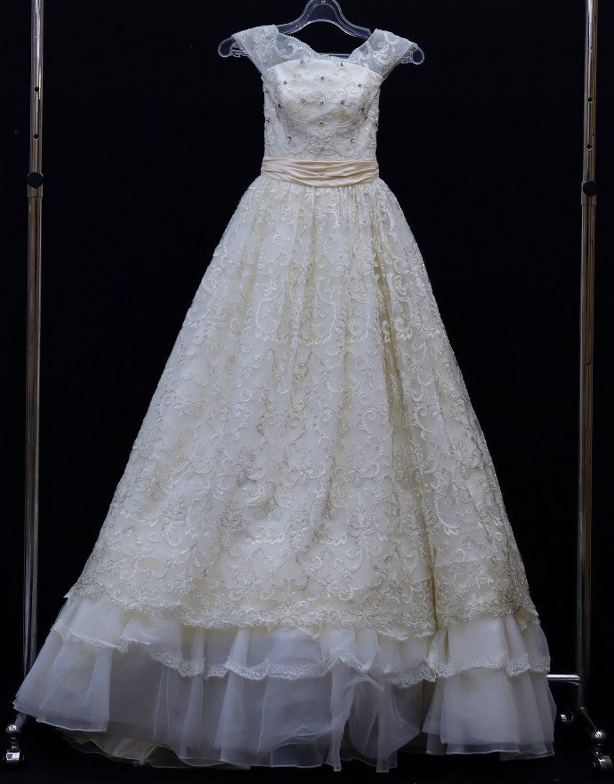 【中古】 いつわりの結婚式 cherry☆w2746dr☆ブライダルフェア☆ウエディングドレス☆ブランド