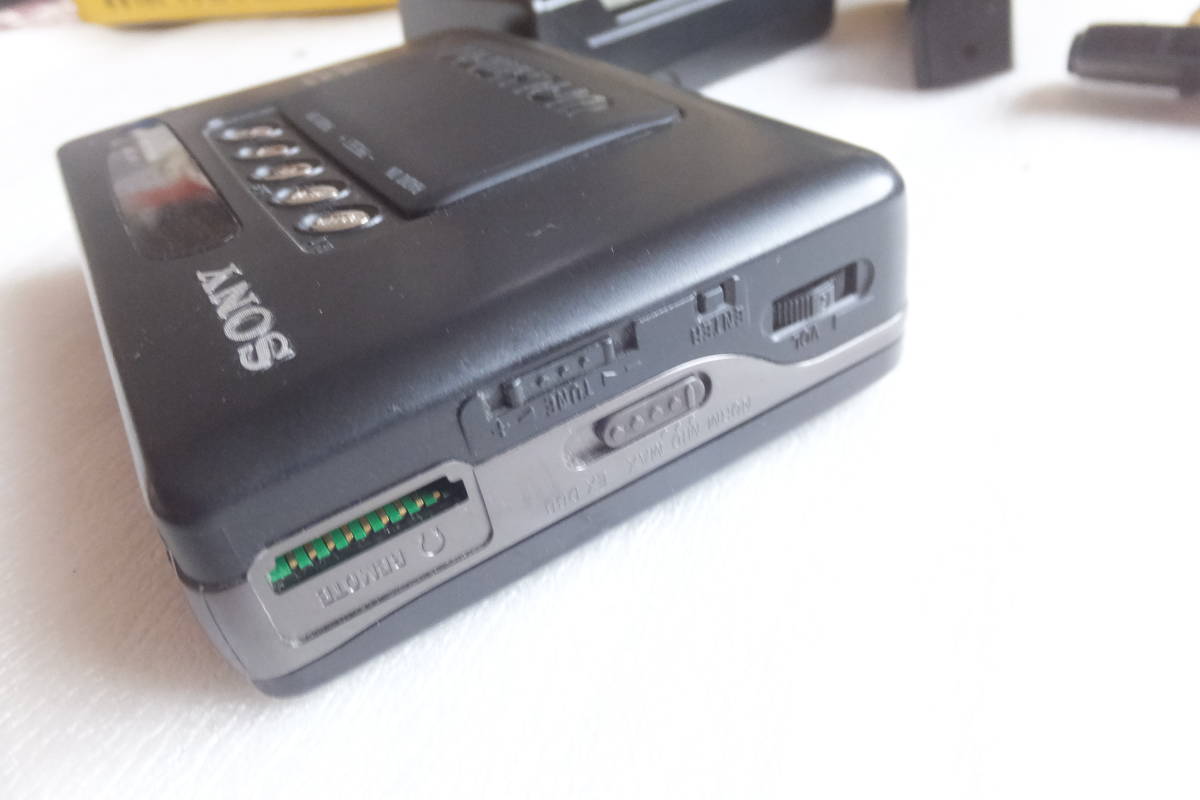 ジャンク SONY WM-FX77 SONY WM-FX77 WALKMAN 完全ジャンク品 ▷ eBay