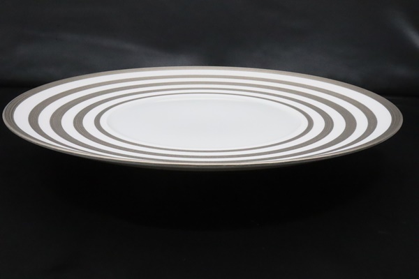 J.L Coquet ジャン・ルイ・コケ 食器 1枚 1枚メーカー直営 J.L Coquet ジャン ルイ コケ エミスフェール プレゼンテーションプレート 32cm プラチナストライプ 大皿 