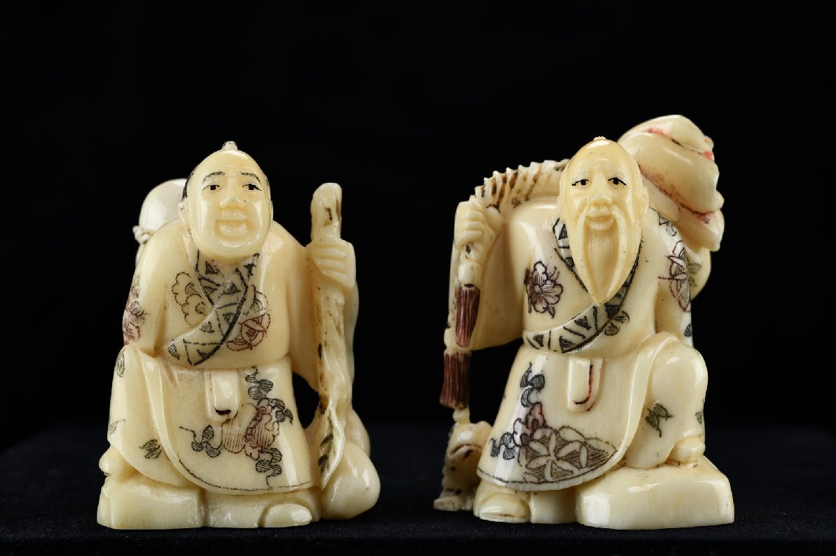 ◇鶴鳴堂◇時代物 マンモス芯料彫 大形彩絵寿老人彫り物 山田在銘 極細 