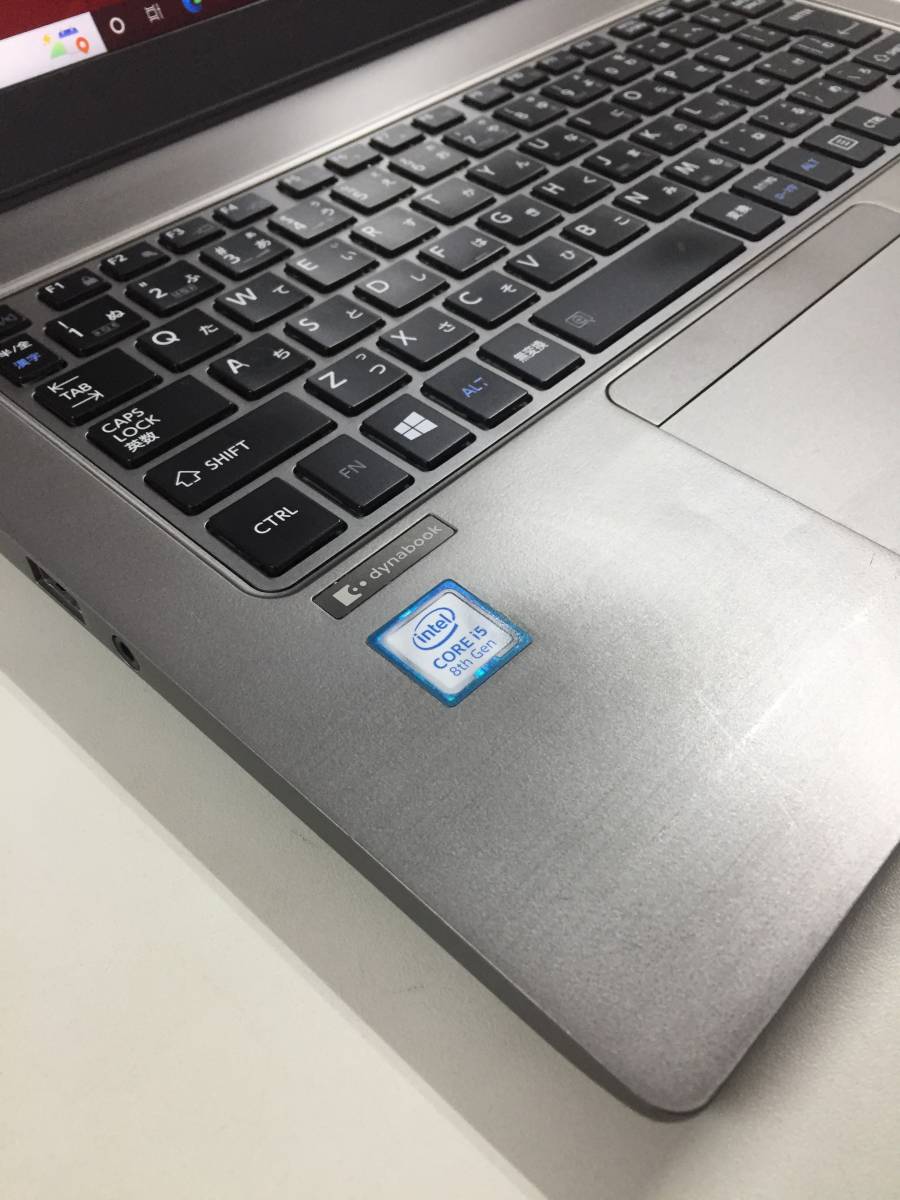 即配* 第8世代【TOSHIBA】dynabook R63/M / Core i5-8250U / 8GB / SSD