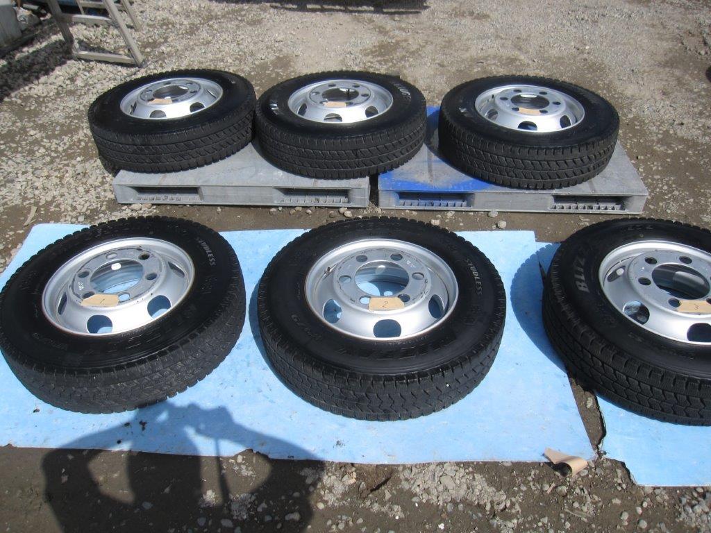 デュトロ ダイナ タイヤ・ホイールセット 205/80R17.5 スタッドレス 6 