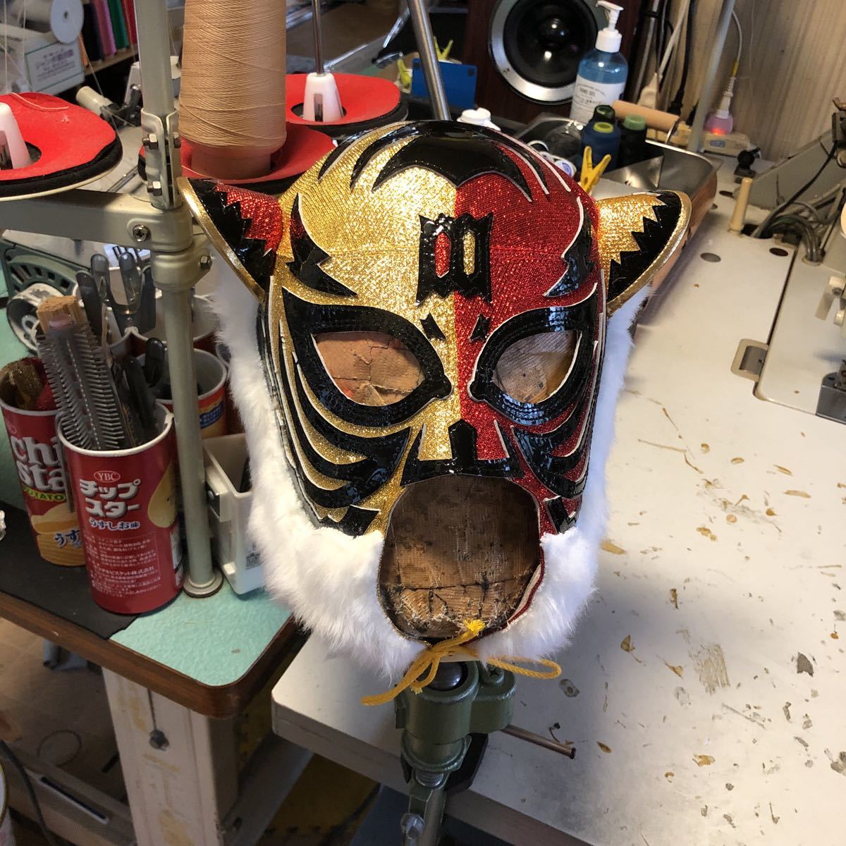 初代タイガーマスク IIIマーク 赤ラメ×金ラメハーフ アトリエ生徒作品