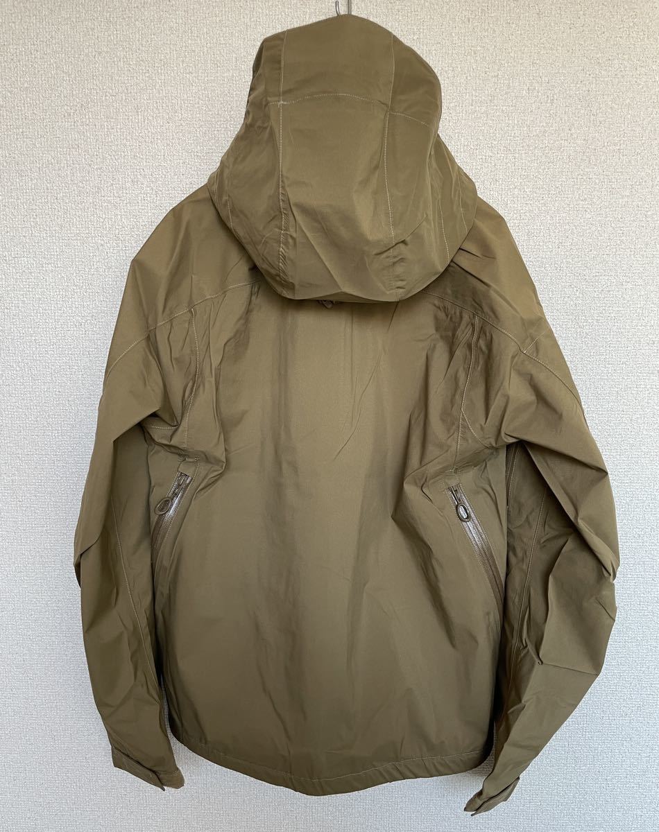 在庫限品 未使用/袋付 定価17万 beyond clothing a6 rain jacket GORE