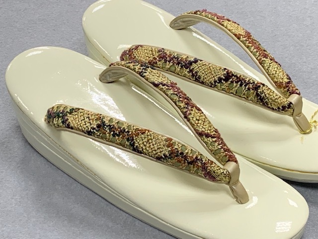 草履 キンワシ 印の通販 草履の通販 バッグの通販 金鷲 191026-6 金鷲レディース草履 金鷲印 草履バックセットの通販 - きもの館久 フリーサイズ キンワシ印 ゴールド Lサイズ