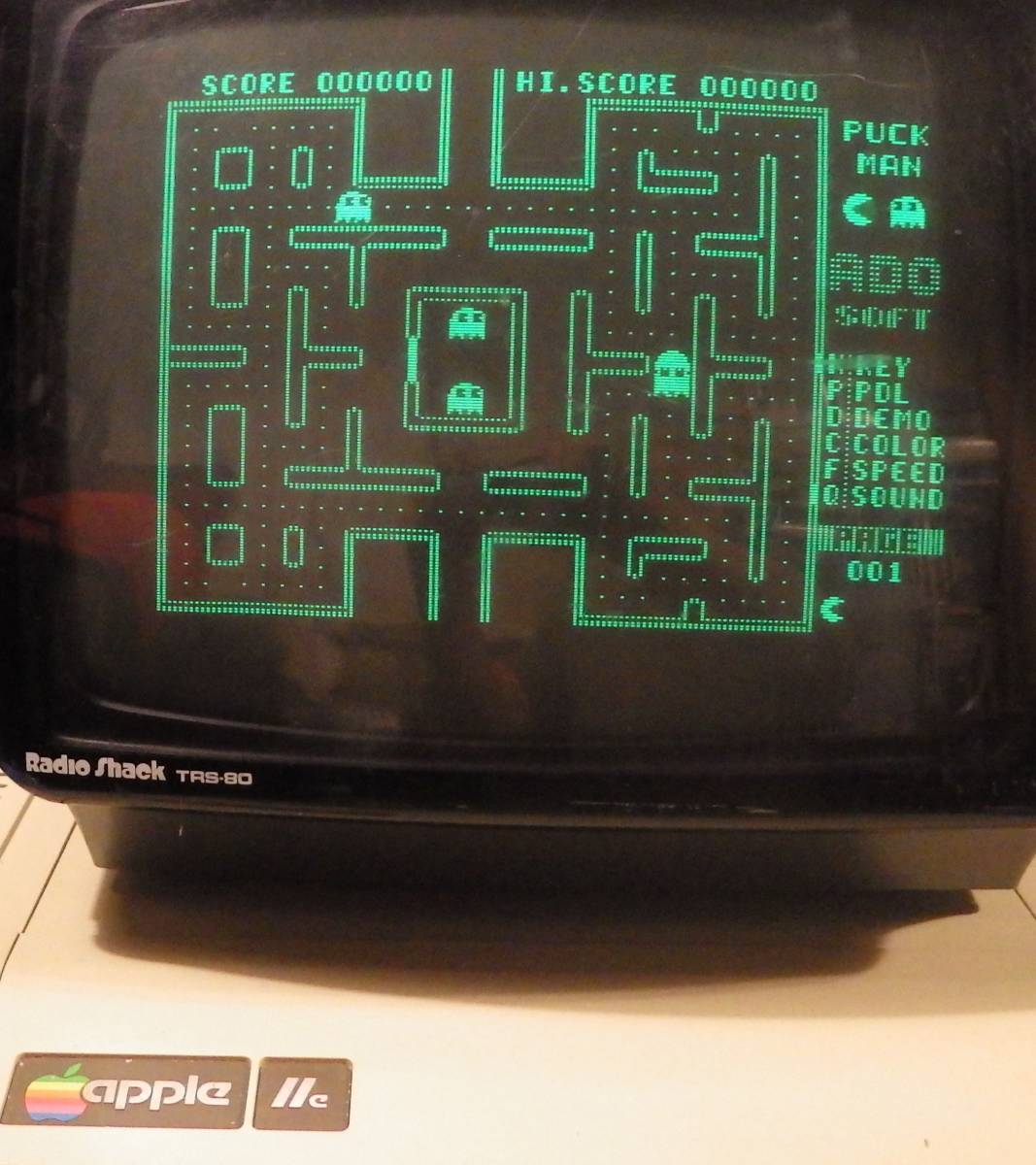 AppleIIe Apple IIe 通常動作 確認！ 内部画像、動作確認画像あり