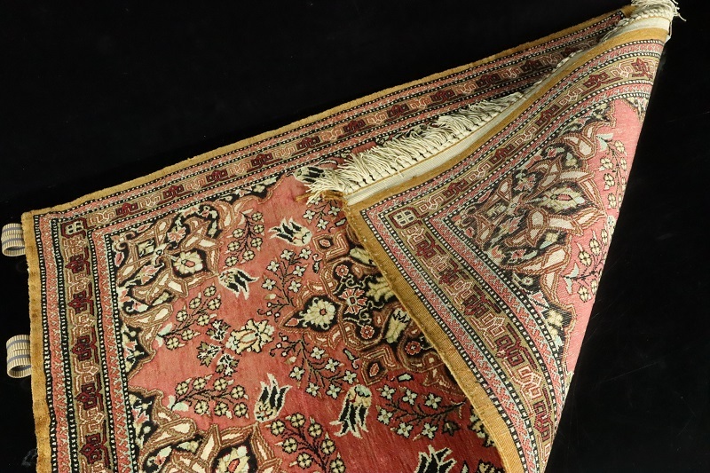 ペルシャ絨毯本物保証クム産100%手織り天然シルク花柄赤玄関マット84