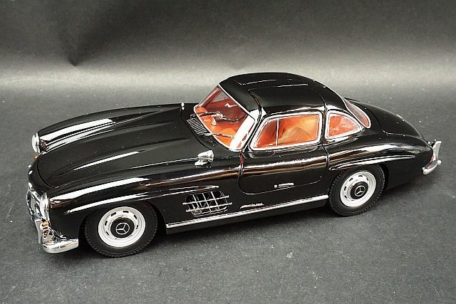 【本物保証，高品質】 ミニチャンプス PMA 1/18 Mercedes Benz メルセデスベンツ 300SL 1954 ブラック 180039004(乗用車)｜売買されたオークション情報、yahooの商品情報をアーカイブ公開 - オークファン 乗用車