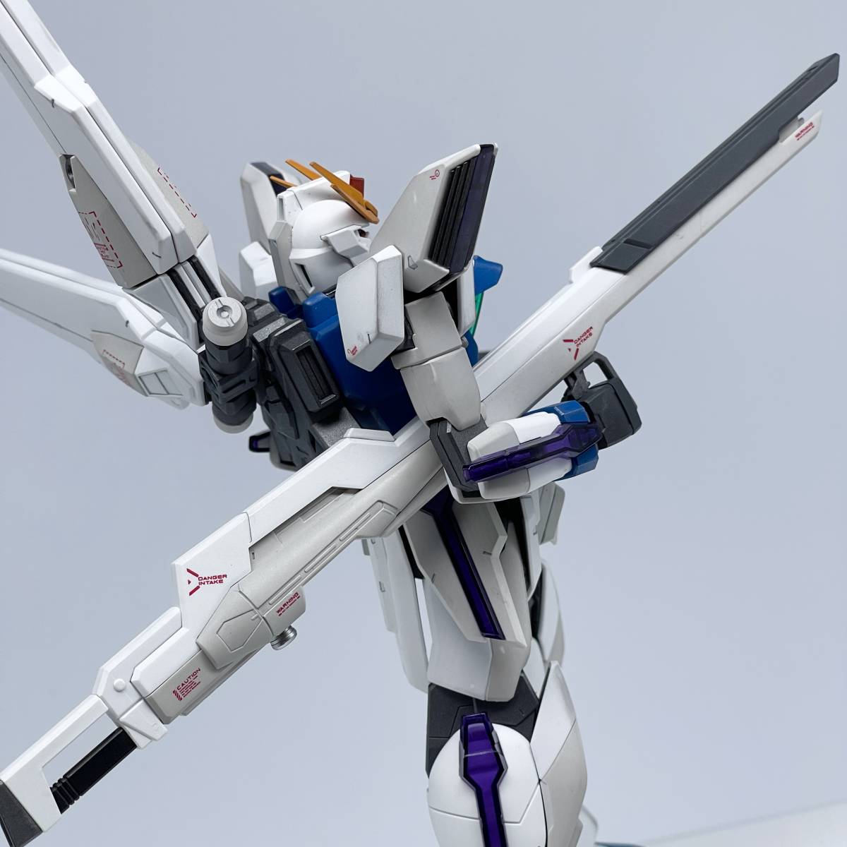 MG GX-9900 ガンダムエックス 全塗装完成品 1⁄100 Yahoo!オークション