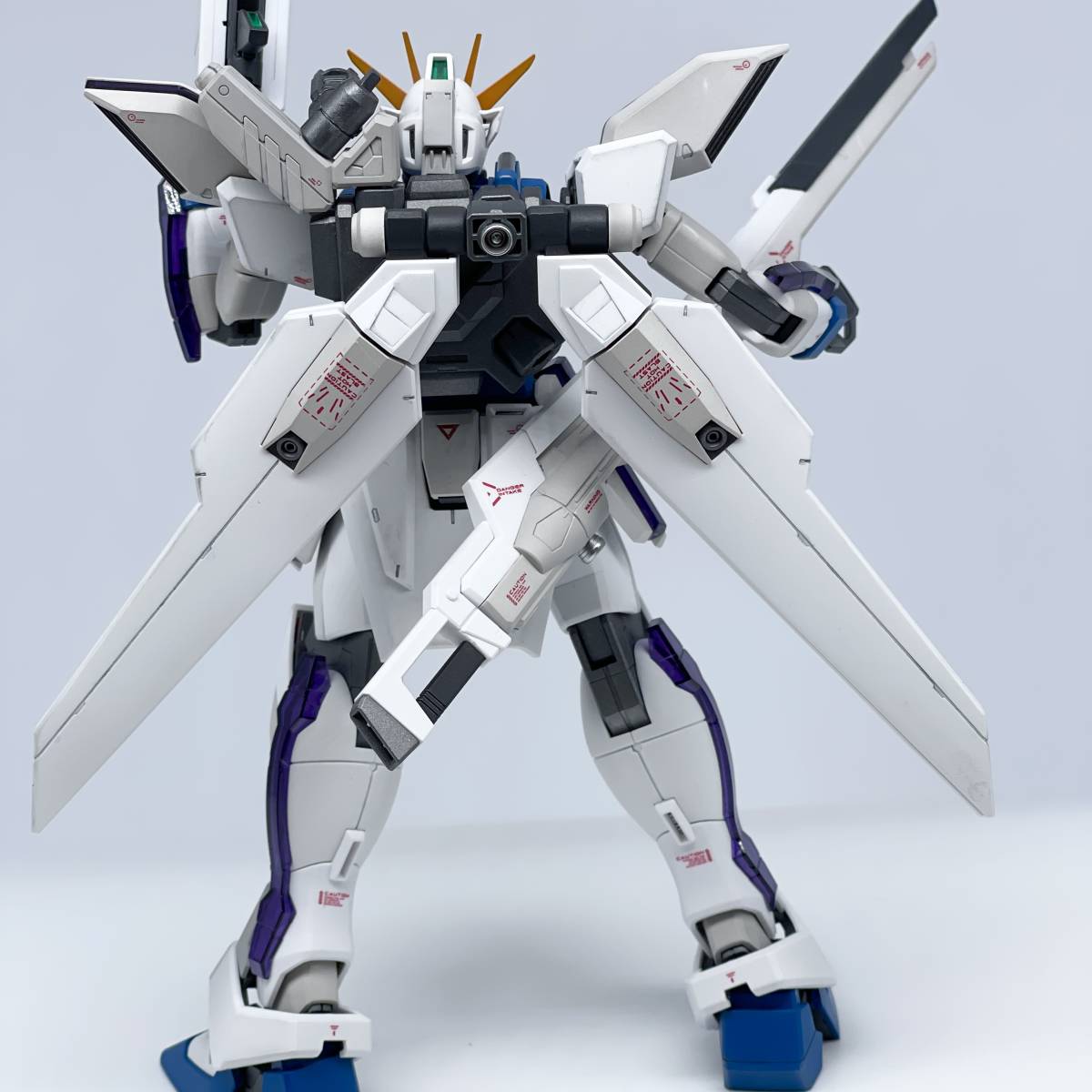 MG GX-9900 ガンダムエックス 全塗装完成品 1⁄100 Yahoo!オークション