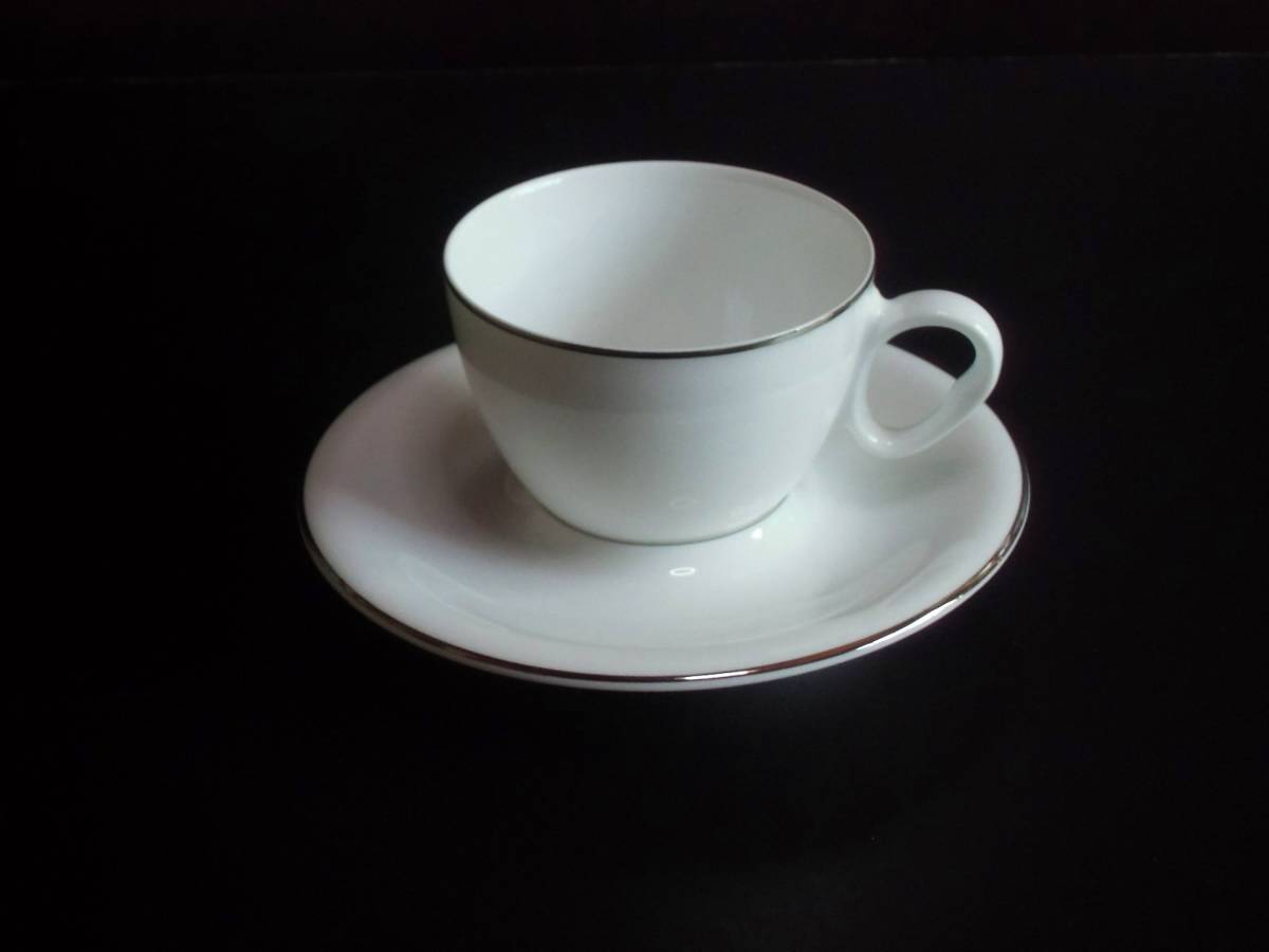 ルイジ コラーニ Adam&Eve カップ＆ソーサー 2客セット ovoシリーズ 