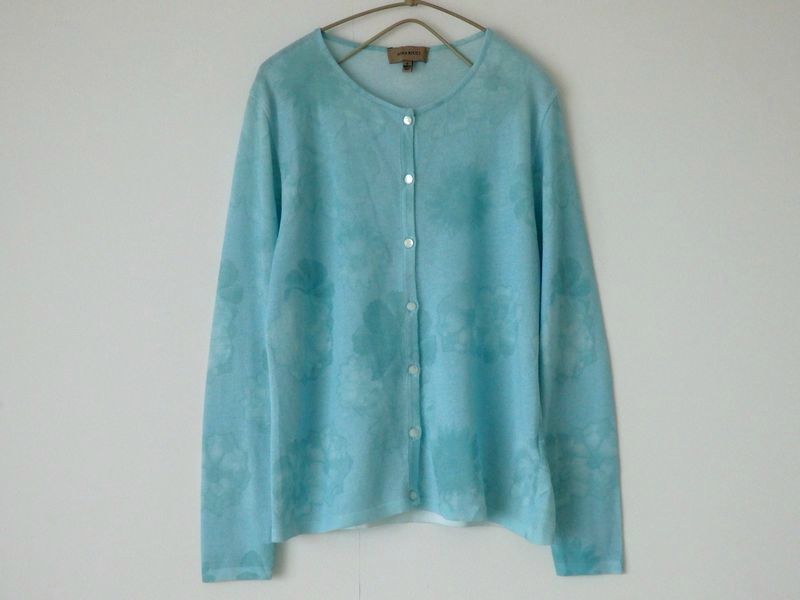HOT，新品 NINA RICCI ニナリッチ / イタリア製 素敵 花プリントデザイン シアーカーディガン(女性用)｜売買されたオークション情報、yahooの商品情報をアーカイブ公開 - オークファン 女性用