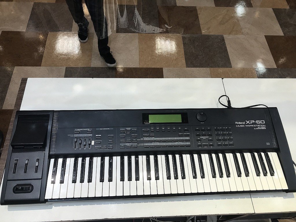 XP-60 Roland シンセサイザー - ローランド | Synthesizer Yahoo!オークション 「roland+xp-60」の落札相場・落札価格 公式通販 キー Y*A様 破損ありRoland Workstation Music いくら