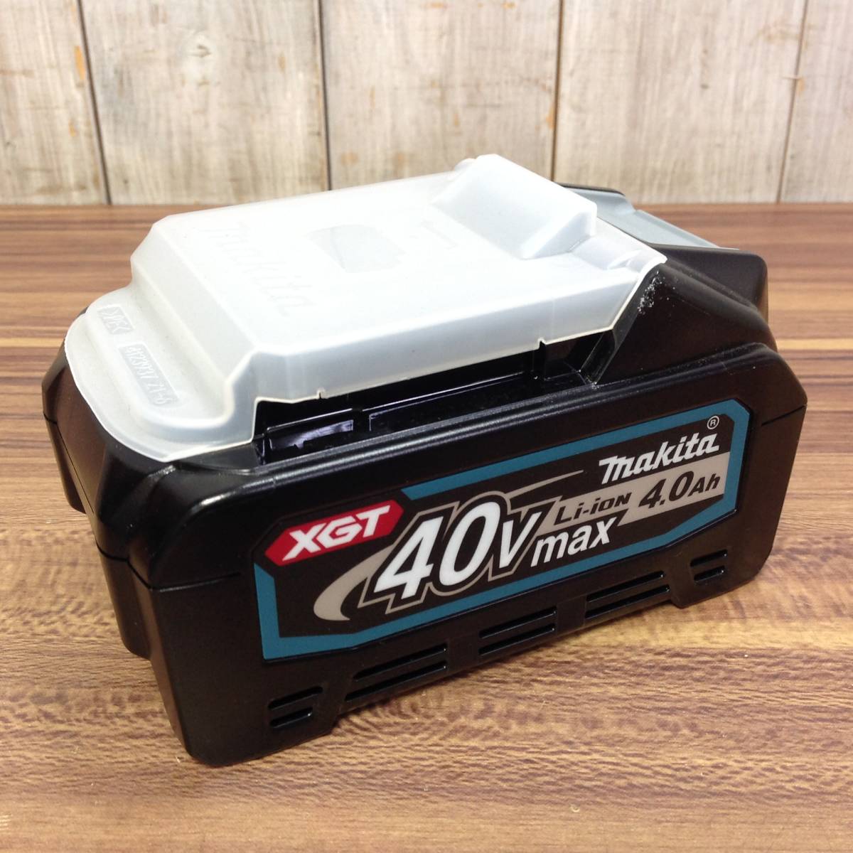 限定SALE，人気 RH-2323 makita マキタ 40V リチウムイオンバッテリー 4.0Ah BL4040 純正 雪マーク有り 箱無し(電動工具)｜売買されたオークション情報、yahooの商品情報をアーカイブ公開 - オークファン その他
