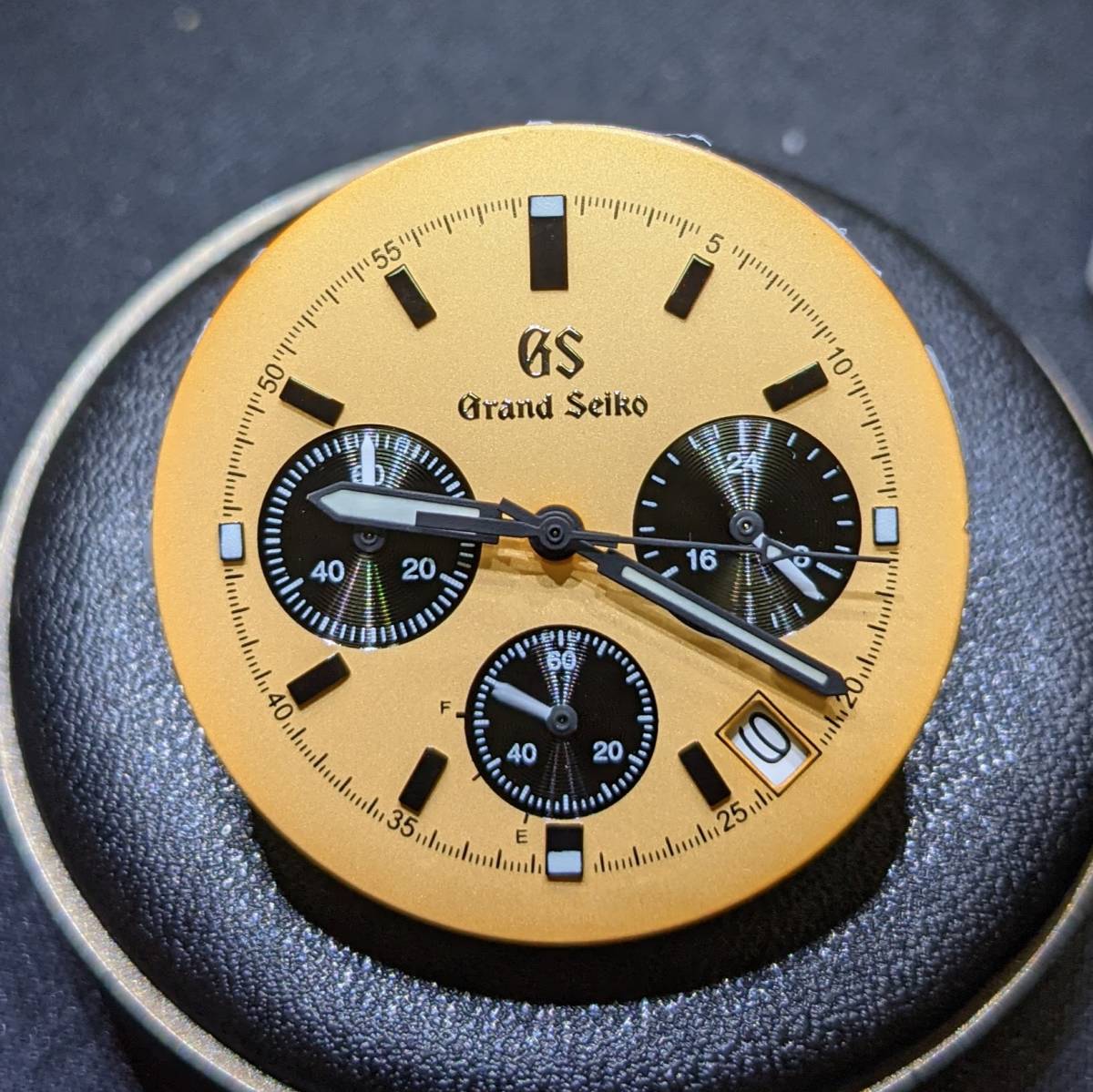 未使用 1円～ SEIKO MOD デイトナオマージュ ライトイエロー クロノ 